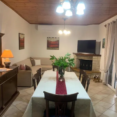 Diamanto's * Kastania (Corfu)